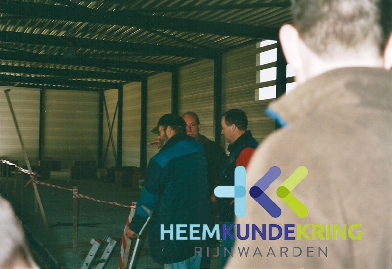 LOBITH HELPT BIJ BOUW PAUWGAARD (6) Coll. P. Snip